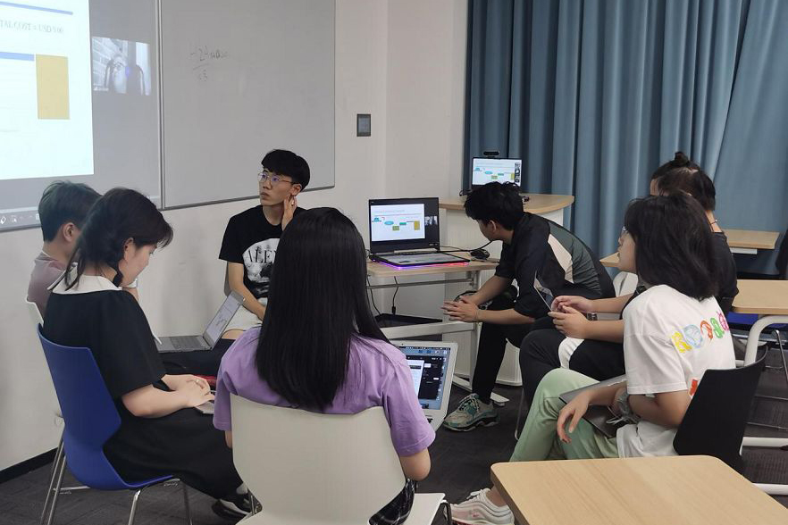 上课认真的学生