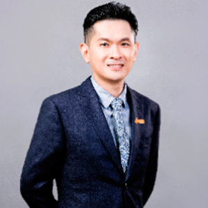Ong Yong Heng J