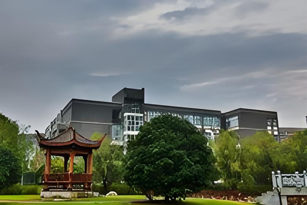校区环境一角