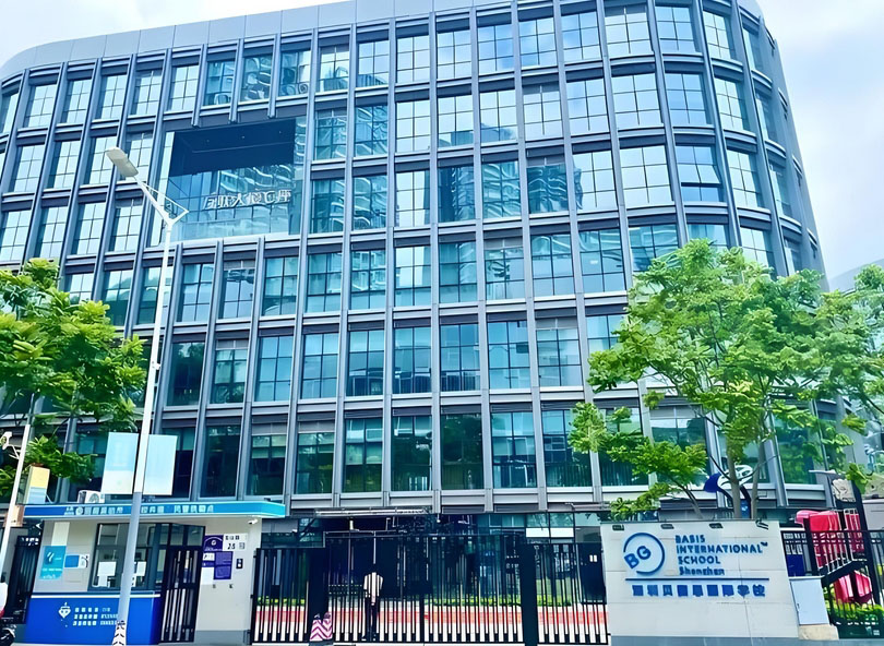 学校门口环境