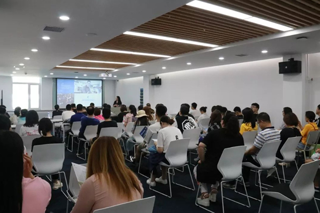 东北财经大学跨境教育中心