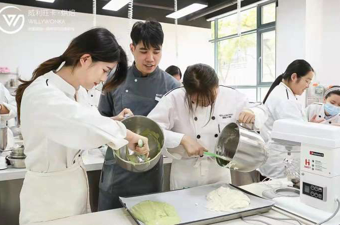 老师教学场景