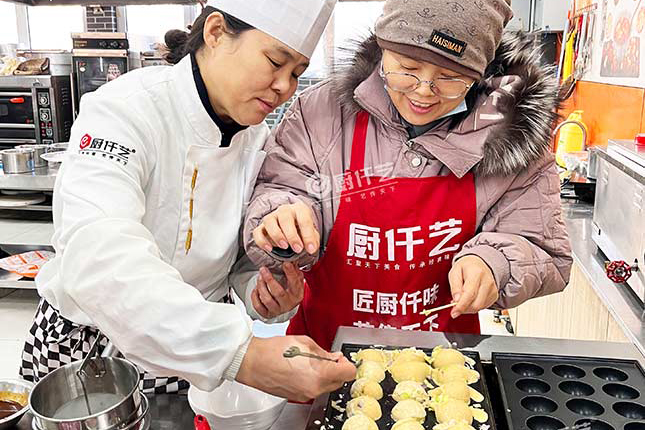 学员学习图片