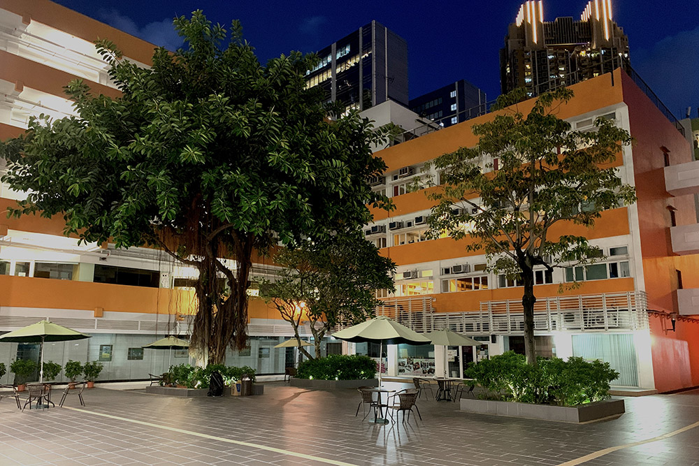 学校夜景环境