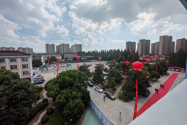 校区纵览环境