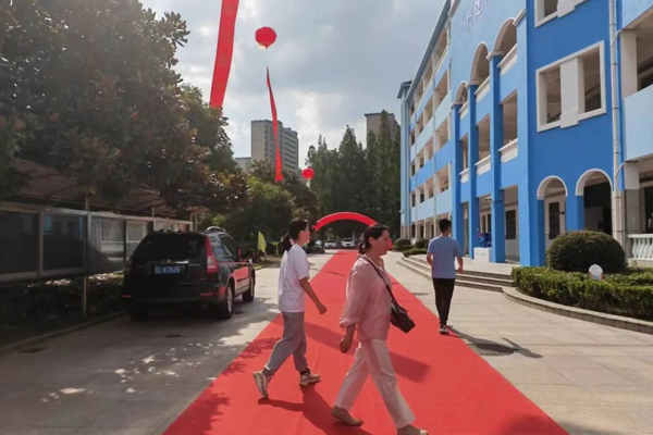 学校相册环境