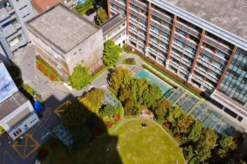 学校全景