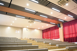 学校大会议室