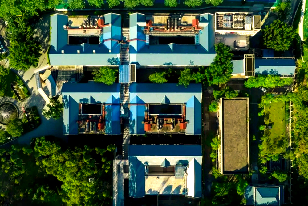 深大师范学院国际高中