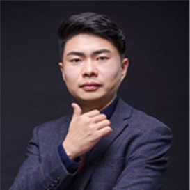 李成