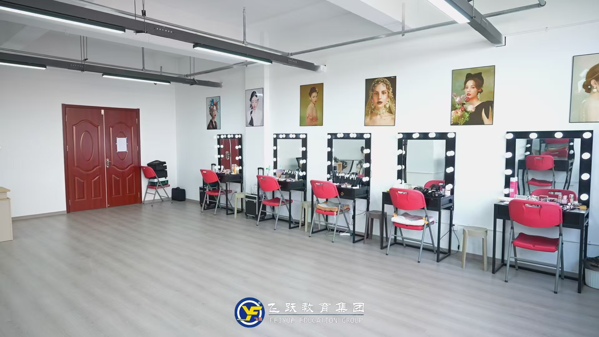 合肥飞跃化妆摄影培训
