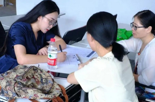学生互动相册