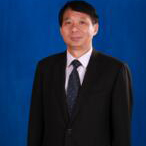 黄健
