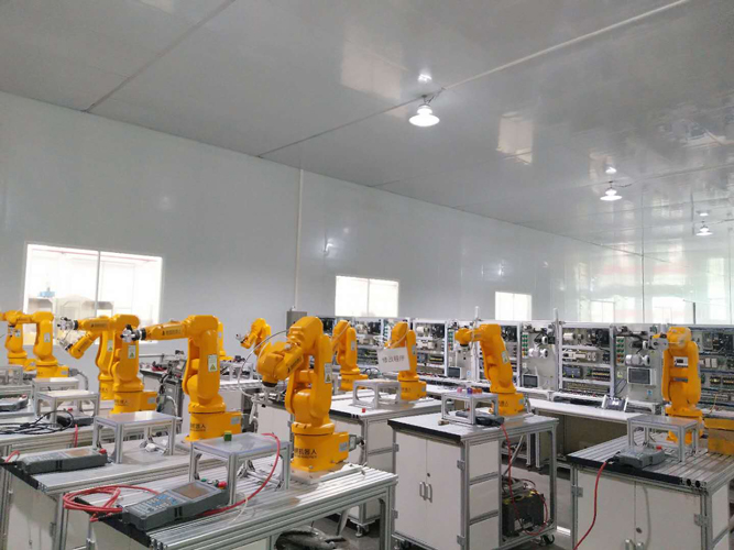 3KG机器人综合实训平台图片