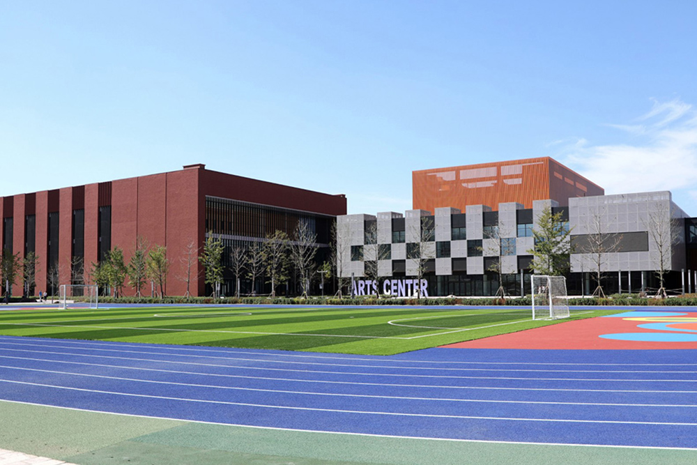 學(xué)校操場(chǎng)環(huán)境