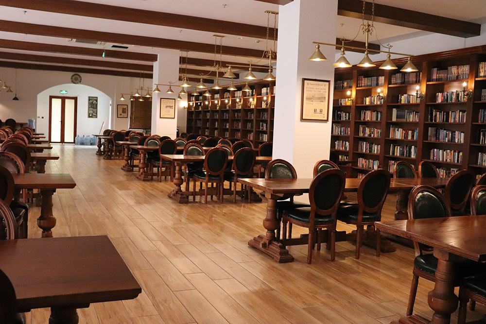 學(xué)生圖書館環(huán)境