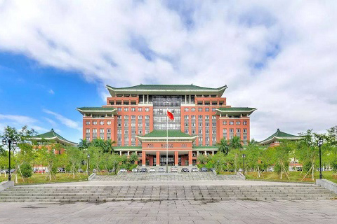 教学楼正门环境