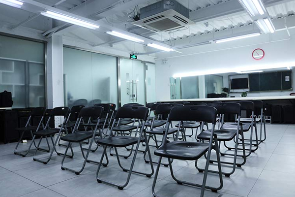 北京瑞尚创美化妆摄影学校