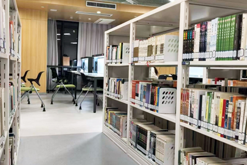 图书馆环境图片