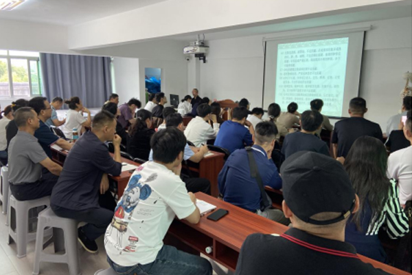 学校课堂场景展示