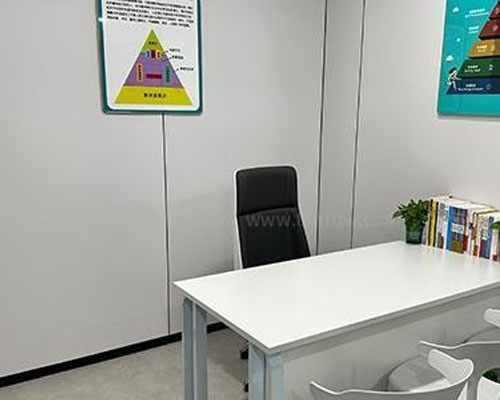 学校一对一上课环境展示