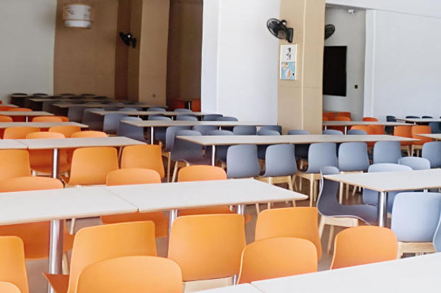学校就餐区环境
