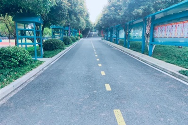 校园走道环境