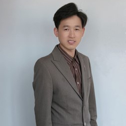 凡书朋