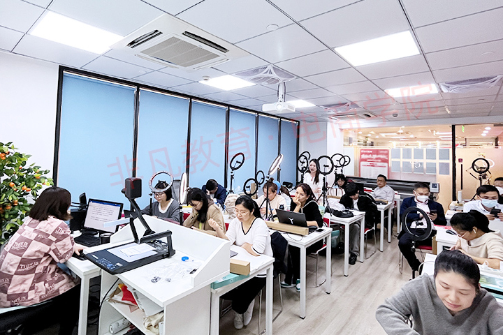 上海非凡教育学院