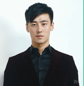 李卓然