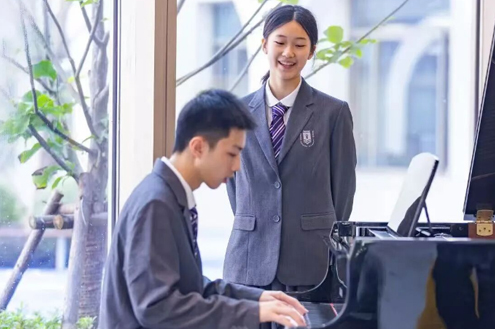 上海民办圣华紫竹双语学校