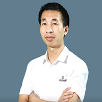 邱洪翔