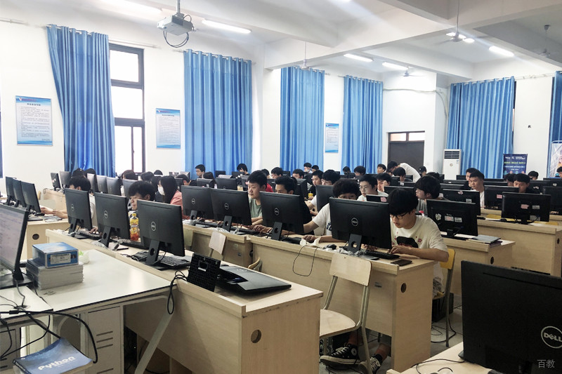 学校环境图片
